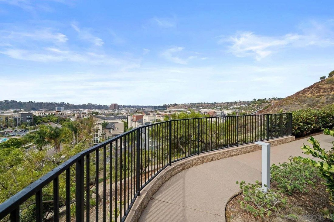 Townhouse in San Diego, California, United States 4 - 18692498