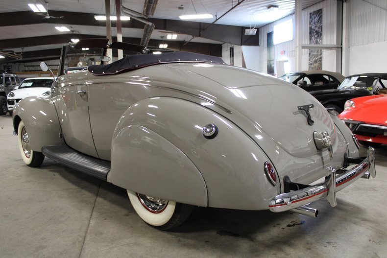 Cabriolet in Traverse City, United States 4 - 18692890