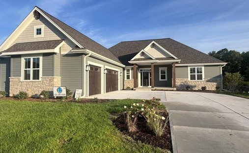 House in Menomonee Falls, Wisconsin, United States 1