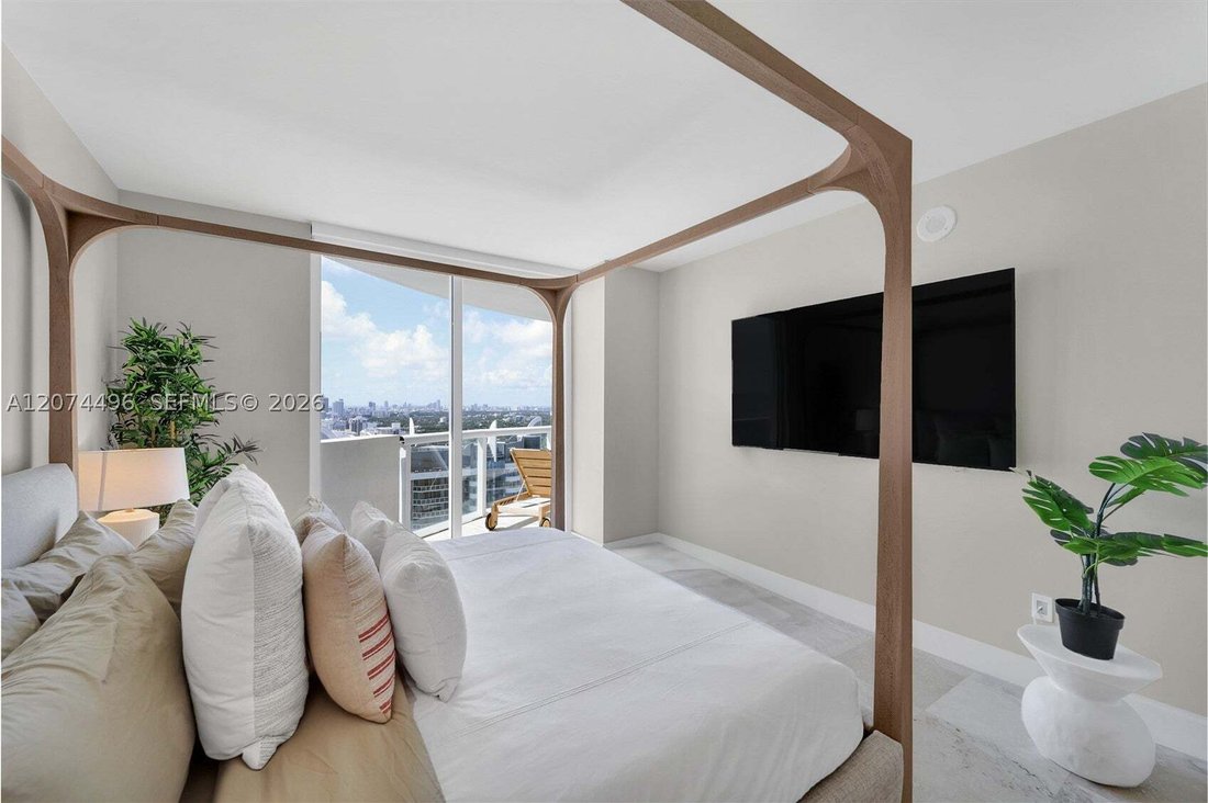 Condo in Miami Beach, Florida, United States 4 - 18692255