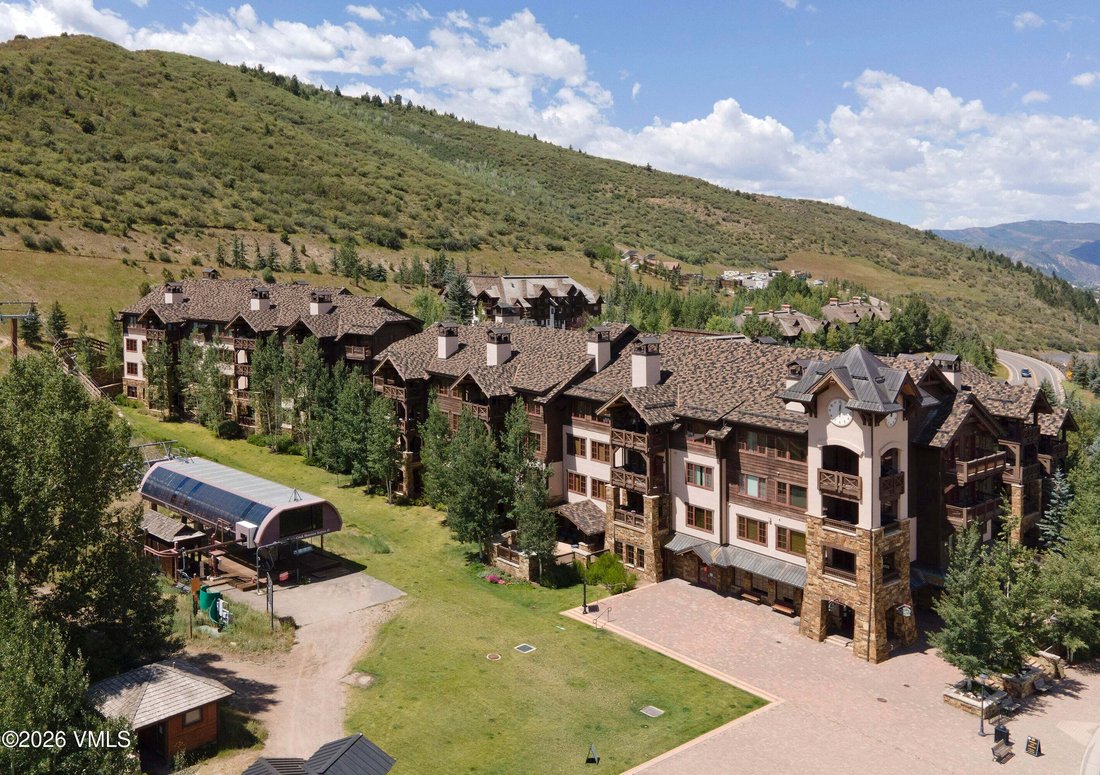 Condo in Avon, Colorado, United States 2 - 18692049
