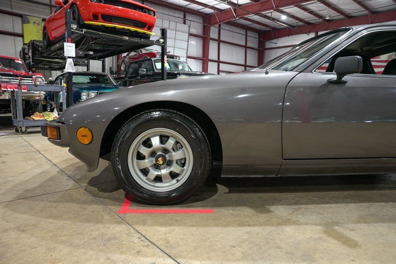 Coupe in Grand Rapids, United States 3 - 18692627