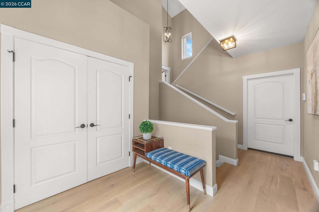 House in Oakland, California, United States 3 - 18692399
