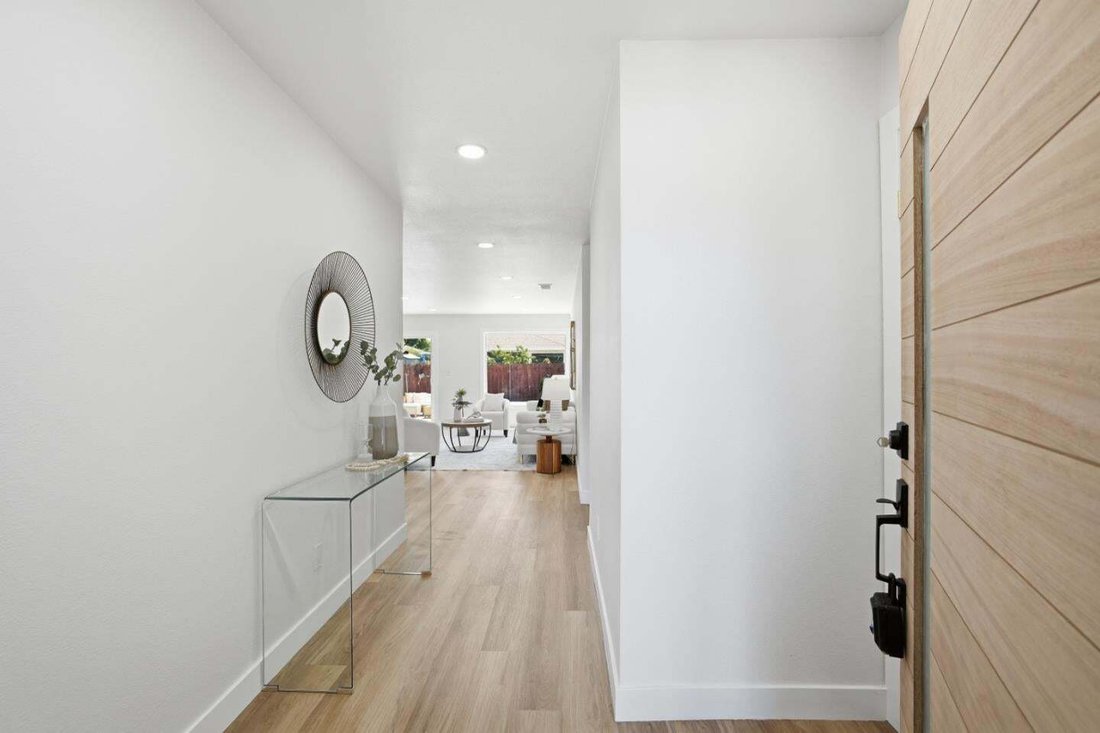 House in San Jose, California, United States 4 - 18692358