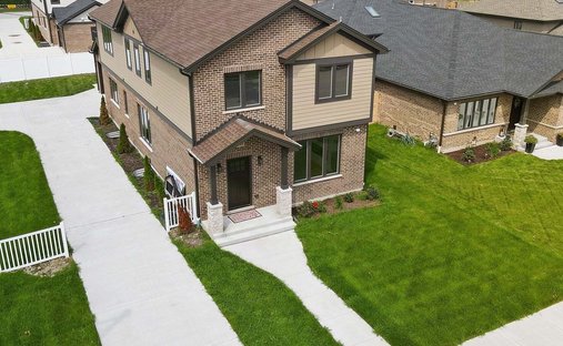 House in Bridgeview, Illinois, United States 1
