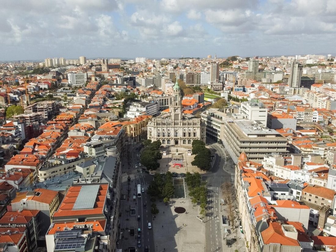 Apartment in Cedofeita, Santo Ildefonso, Se, Miragaia, Sao Nicolau e Vitoria, Porto District, Portugal 2 - 18342798