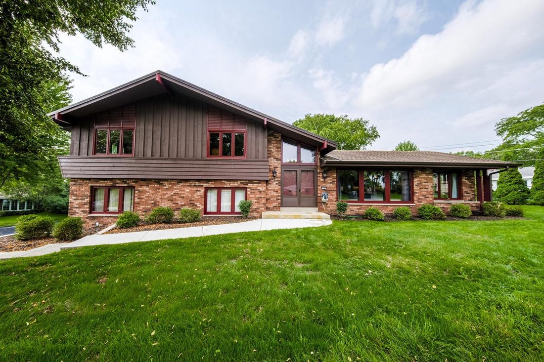 House in Brookfield, Wisconsin, United States 2 - 18692186