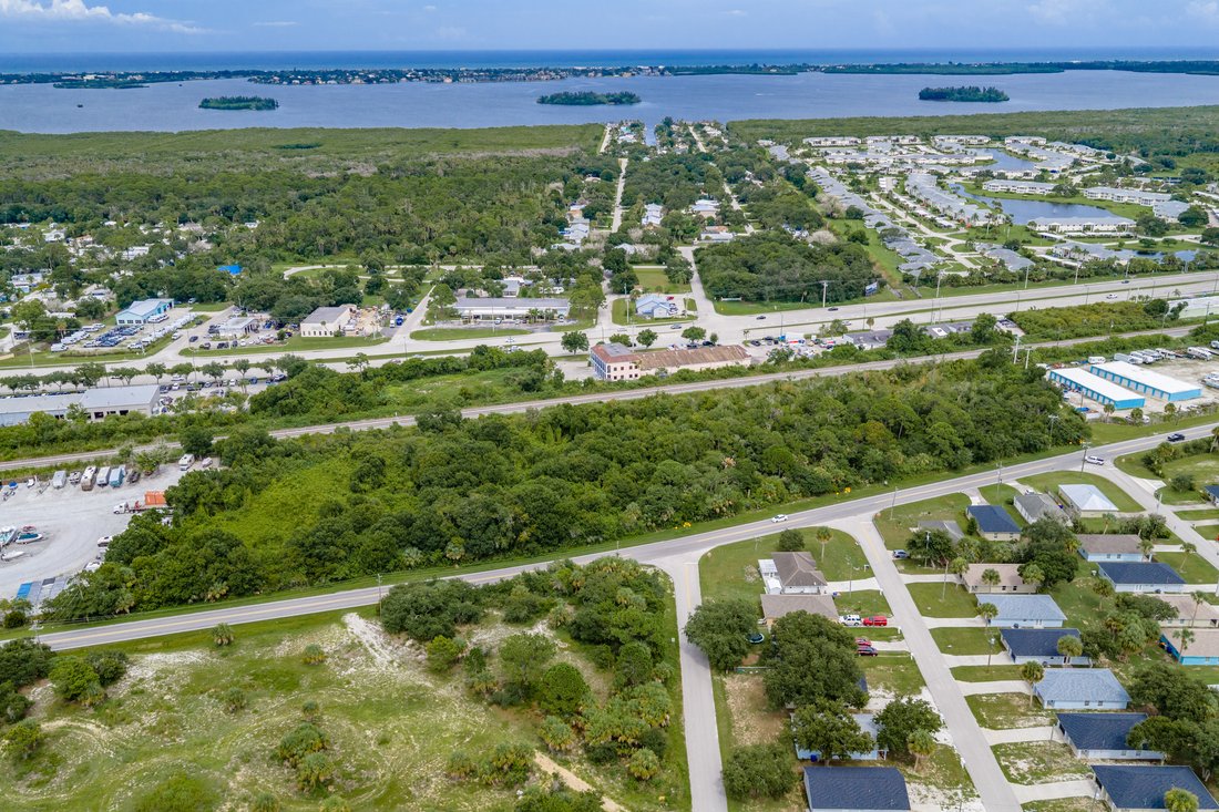 Land in Vero Beach, Florida, United States 5 - 18692963