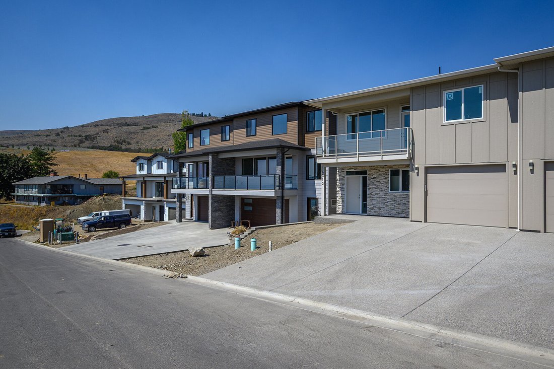 House in Vernon, British Columbia, Canada 4 - 18692907