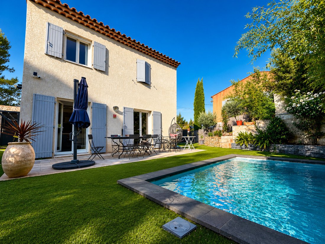 Villa in Centre Ville, Saint-Maximin-la-Sainte-Baume, France 1 - 18692775