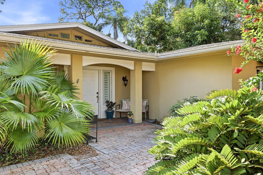 Sarasota, Florida, United States 5 - 18692928