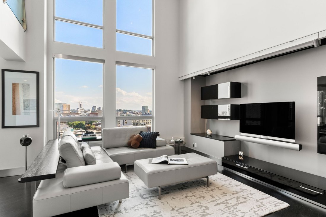 Condo in Boston, Massachusetts, United States 2 - 18692957
