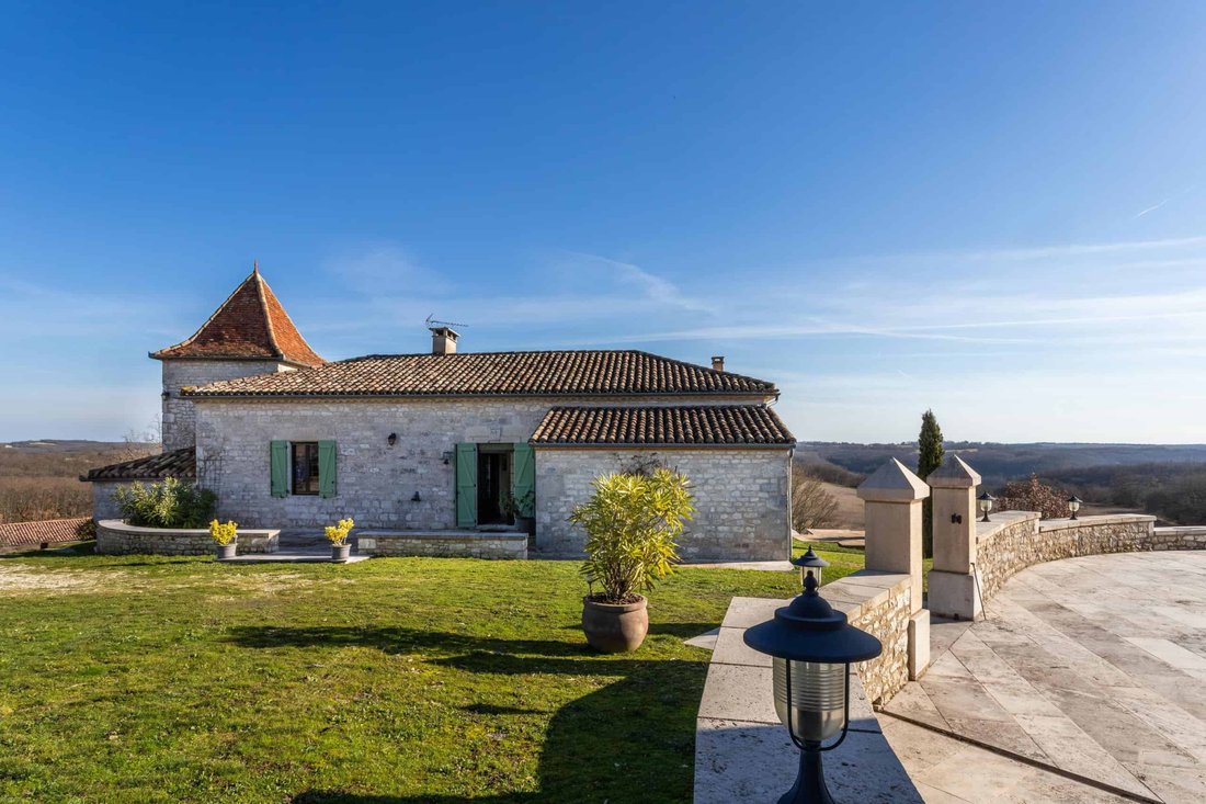 House in Montcuq, Montcuq-en-Quercy-Blanc, France 4 - 18693062