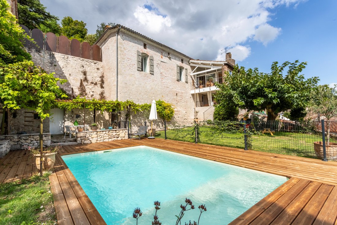 House in Penne-d'Agenais, Nouvelle-Aquitaine, France 1 - 18693104