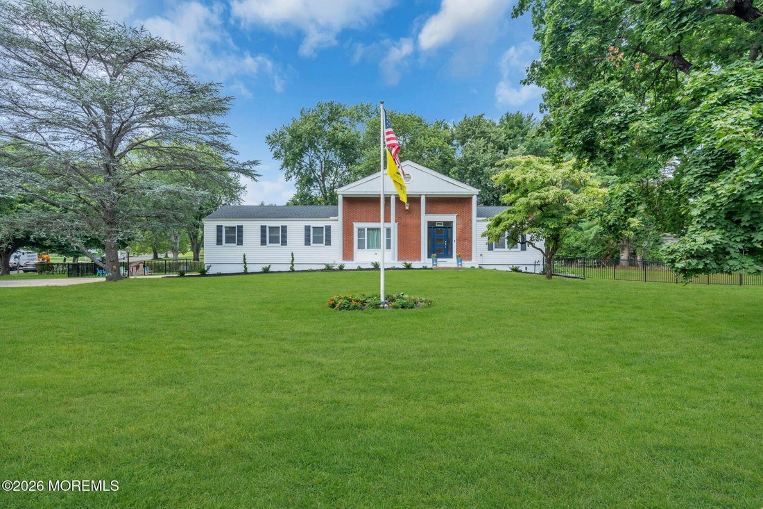 House in Freehold Township, New Jersey, United States 2 - 18692672
