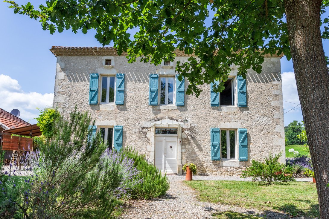 House in Lauzerte, Occitania, France 1 - 18693121