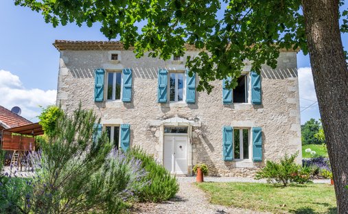 Haus in Lauzerte, Okzitanien, Frankreich 1
