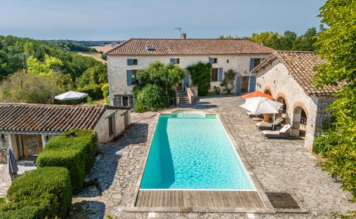 House in Beauville, Nouvelle-Aquitaine, France 1