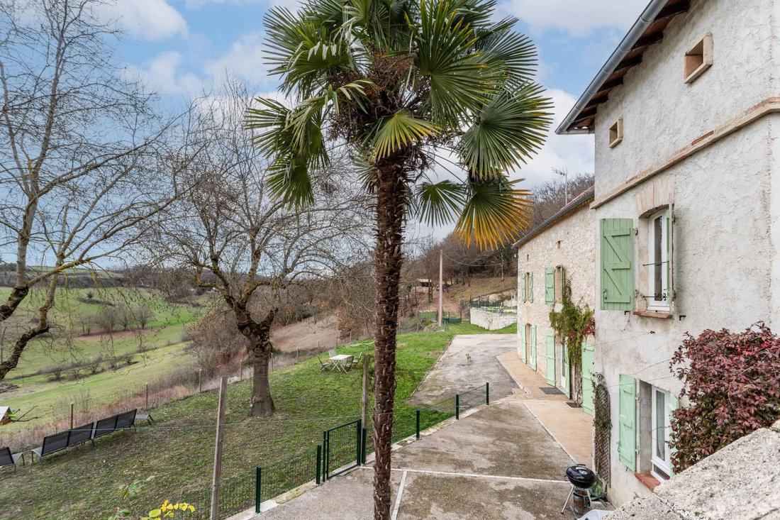 House in Lauzerte, Occitania, France 3 - 18693091