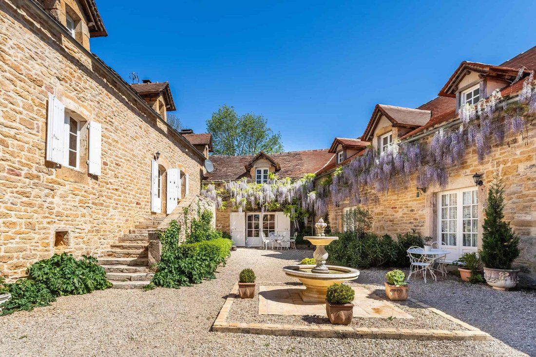 House in Martiel, Occitania, France 1 - 18692871