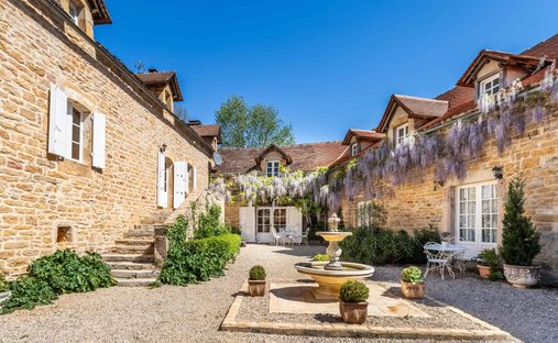 Casa en Martiel, Occitania, Francia 1
