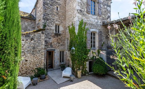 House in Montcuq, Montcuq-en-Quercy-Blanc, France 1