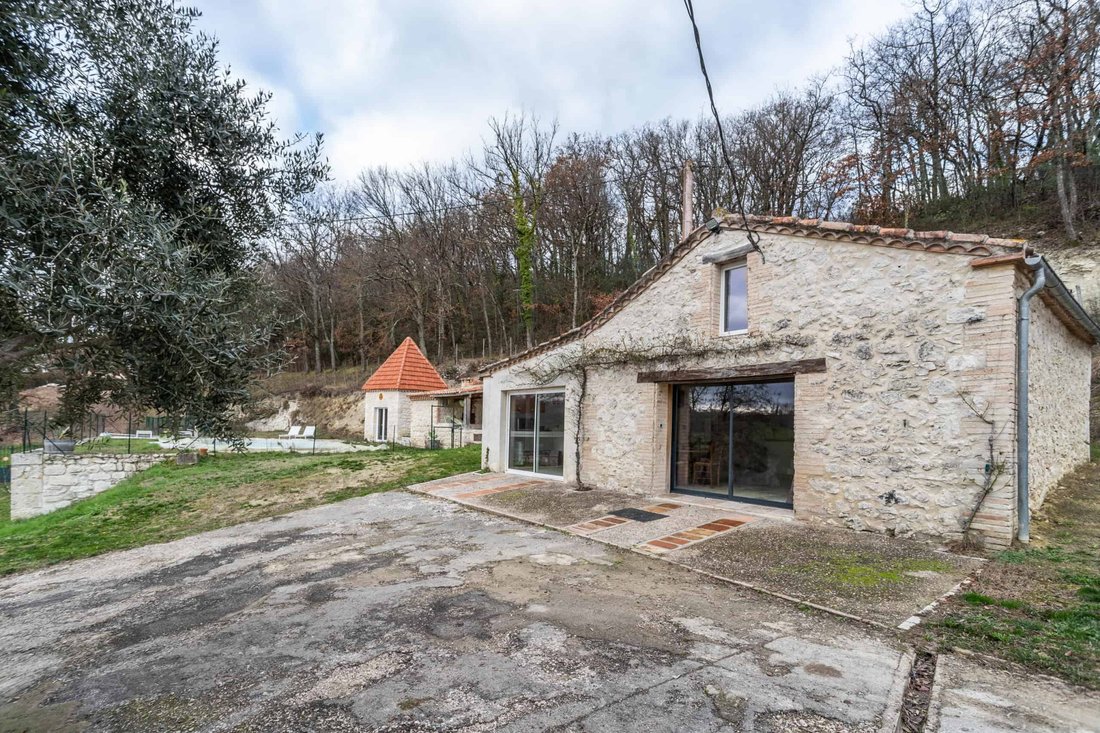 House in Lauzerte, Occitania, France 4 - 18693091