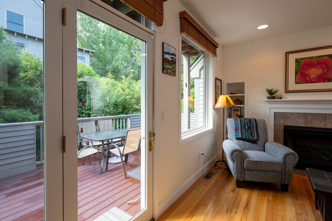 Condo in Hartford, Vermont, United States 5 - 18692939