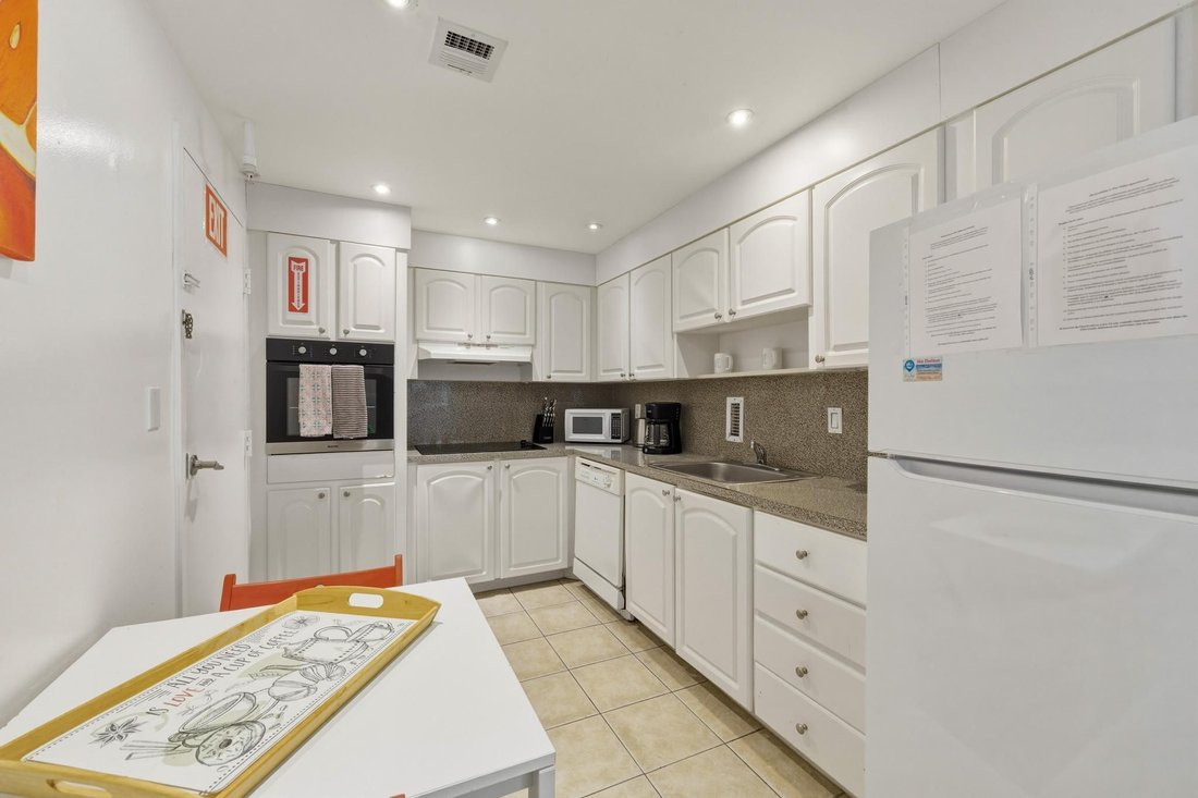 Condo in Hollywood, Florida, United States 5 - 18692937