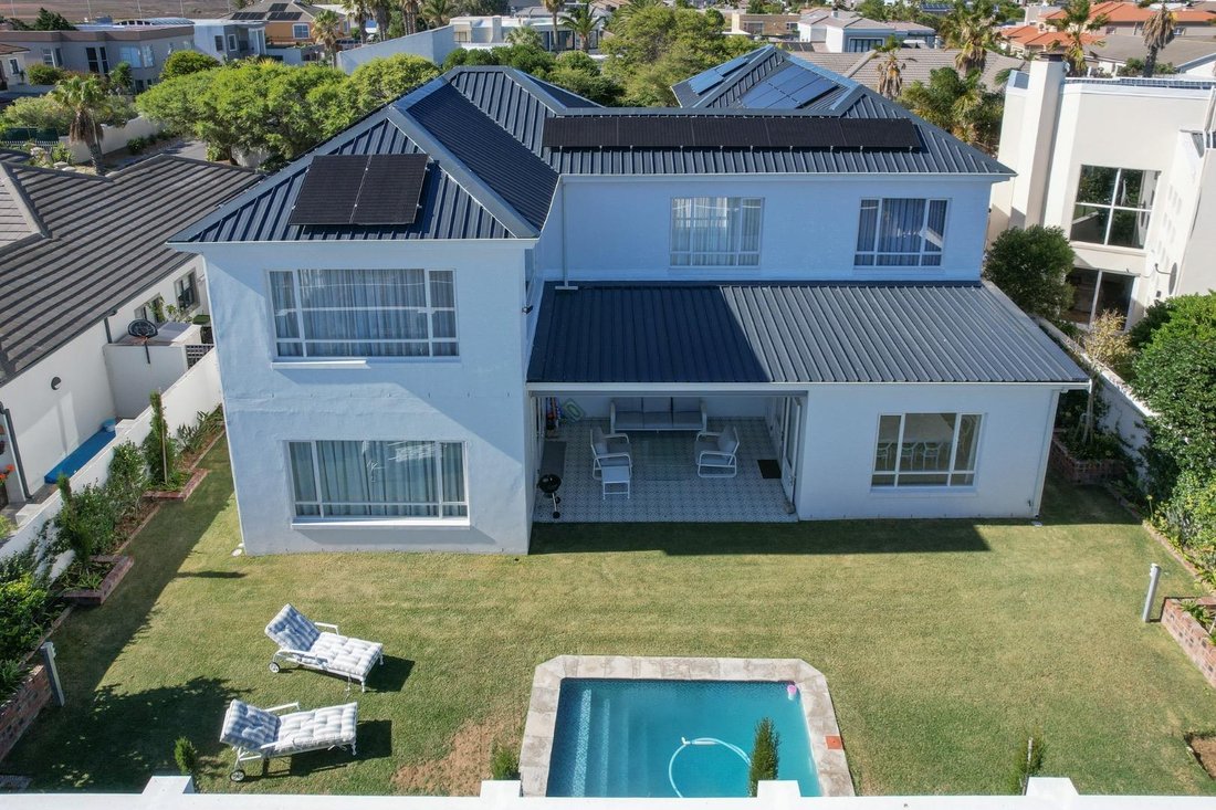 Haus in Sunset Links Wohnanlage, Kapstadt, Südafrika 1 - 18693016