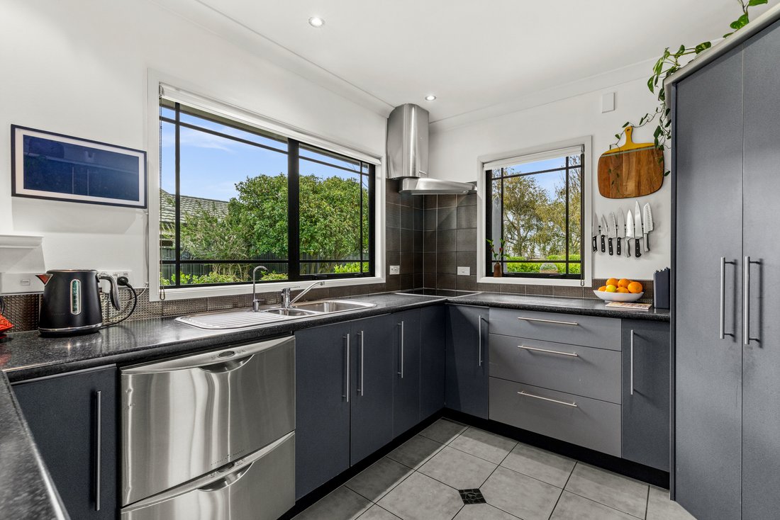 Townhouse in Havelock North, Hawke's Bay, New Zealand 5 - 18692908