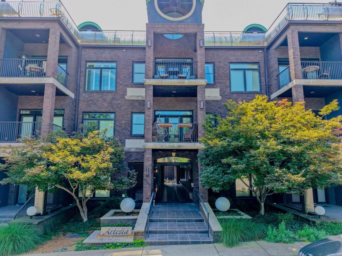 Condo in Nashville, Tennessee, United States 5 - 18692879