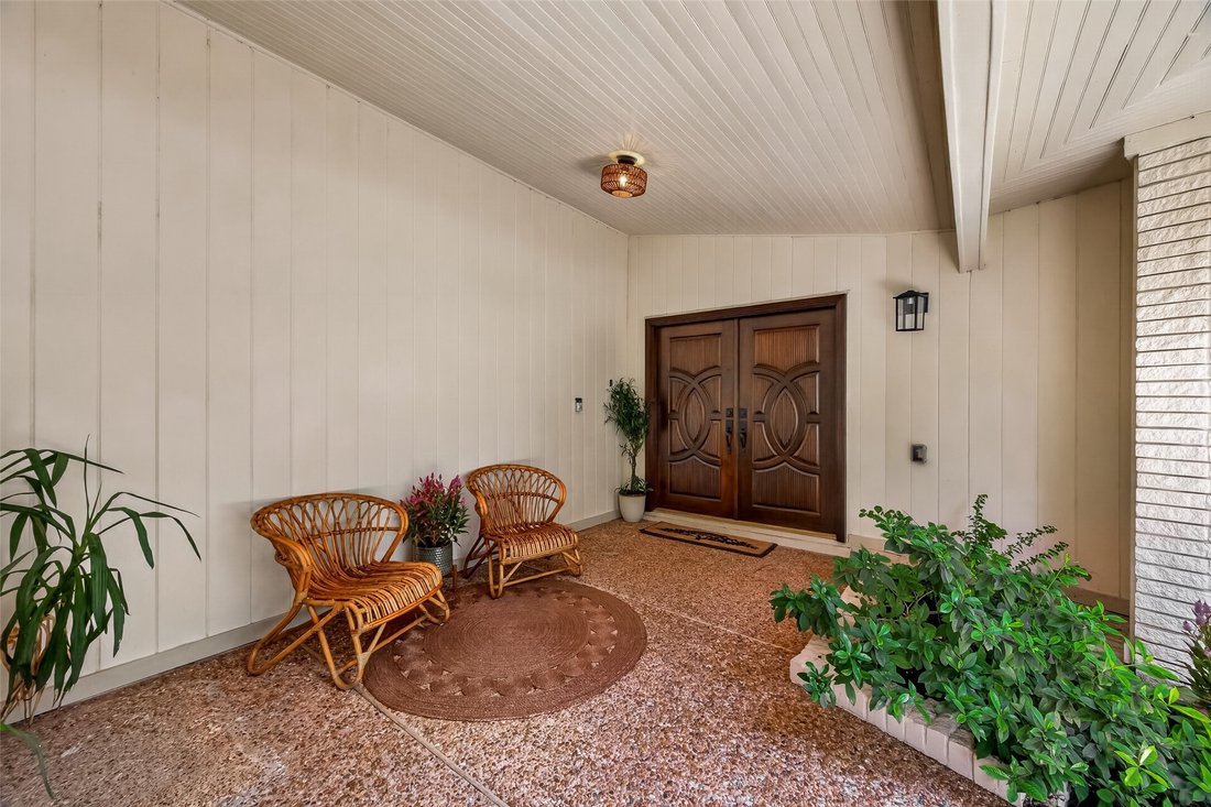 House in Friendswood, Texas, United States 5 - 18692733