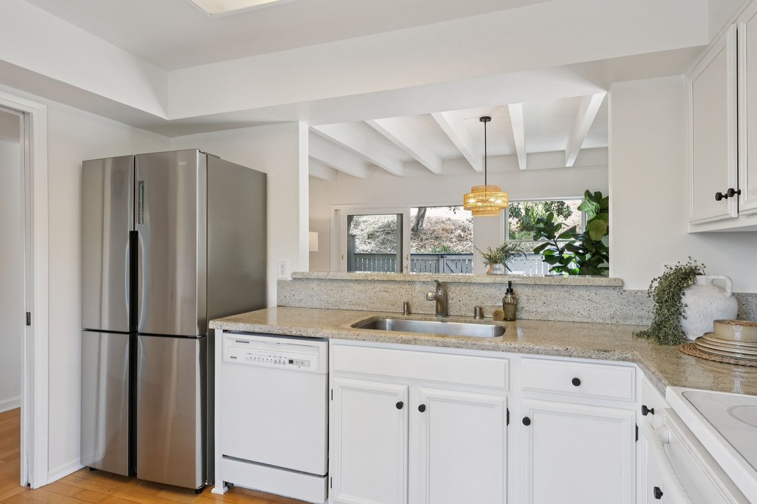 Condo in San Rafael, California, United States 4 - 18692964