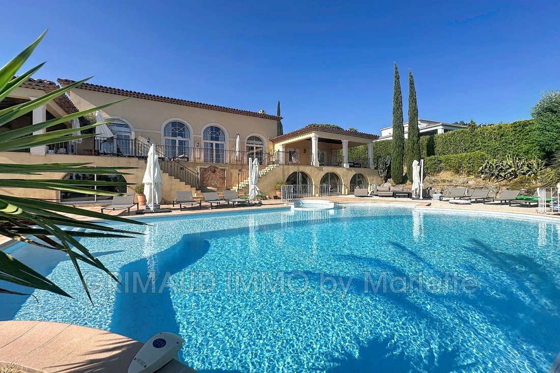 Villa a Grimaud, Provenza-Alpi-Costa Azzurra, Francia 1 - 18634485