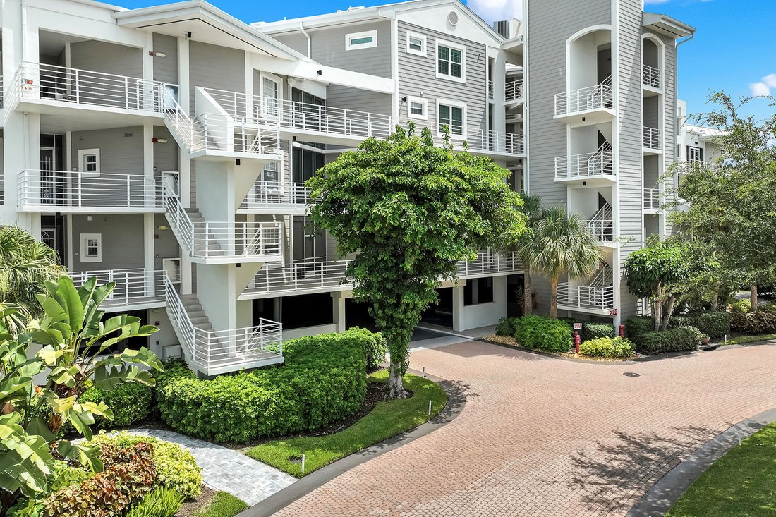 Condo in Marco Island, Florida, United States 2 - 18692934