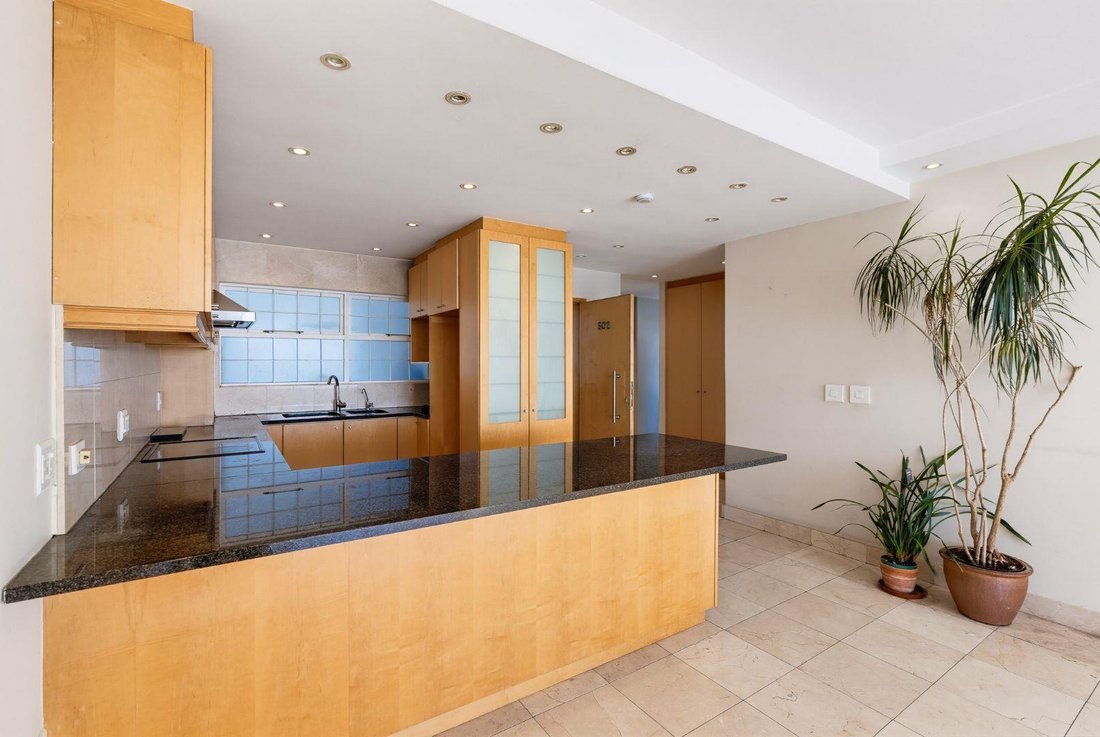 Apartment in City Centre, Cape Town, South Africa 5 - 18693011