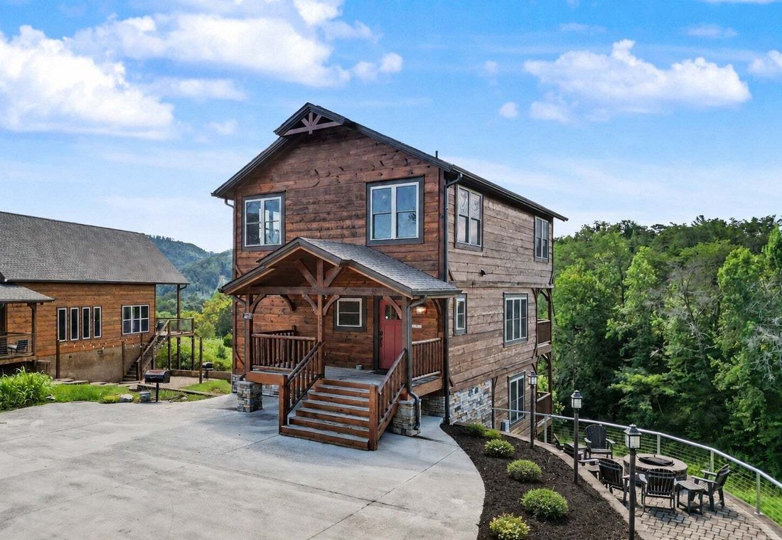 House in Sevierville, Tennessee, United States 1 - 18692840