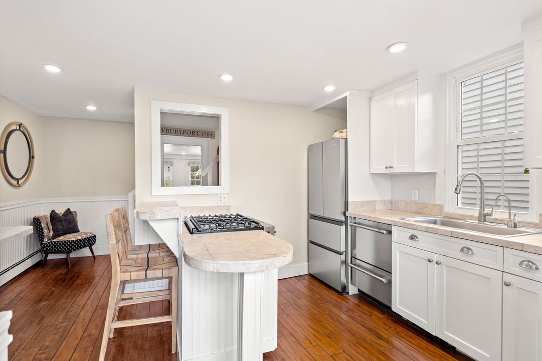 Condo in Newburyport, Massachusetts, United States 2 - 18692950