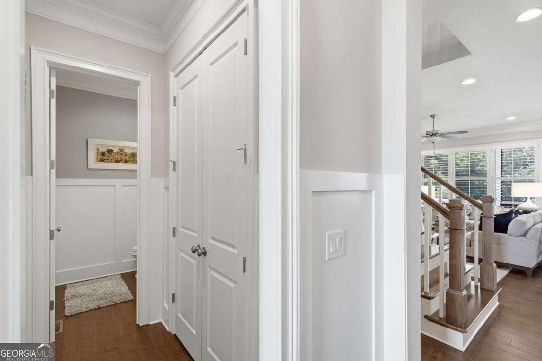 Townhouse in Alpharetta, Georgia, United States 5 - 18692792