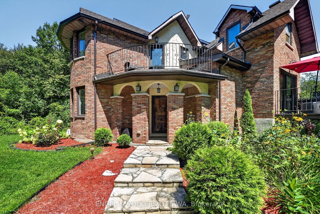 House in Ottawa, Ontario, Canada 4 - 18693159