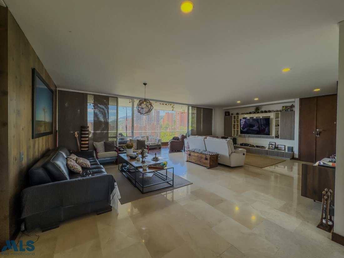 Apartment in Medellín, Antioquia, Colombia 4 - 18693106