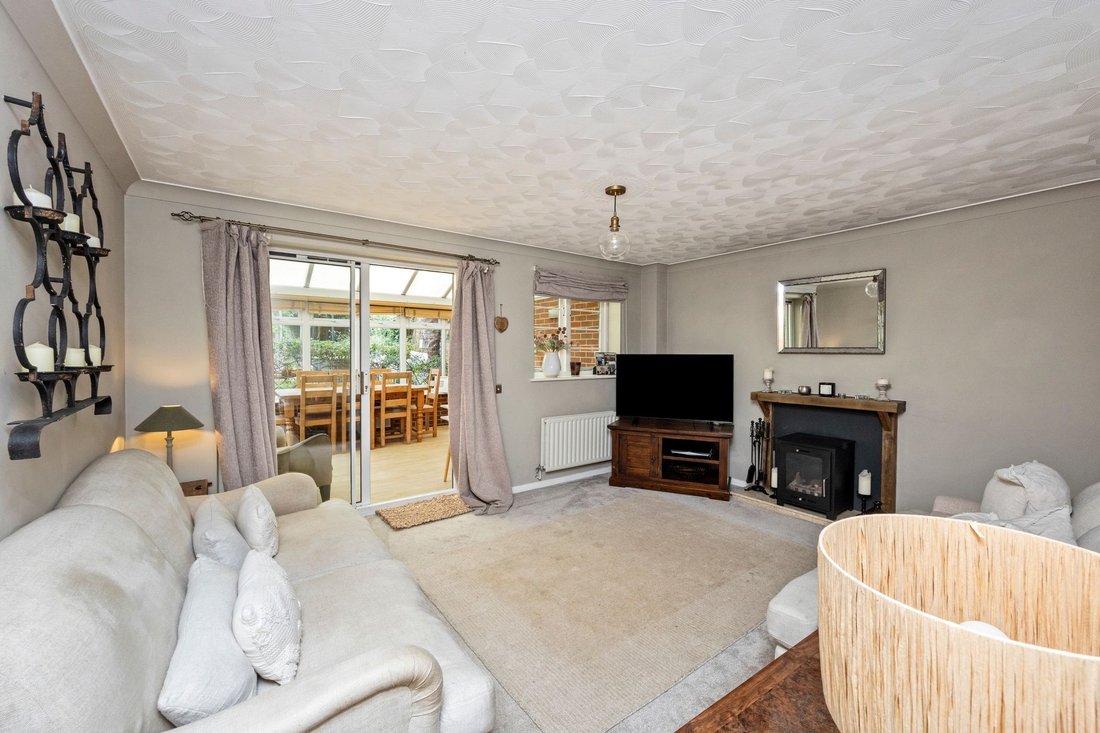House in Thakeham, England 4 - 18693137