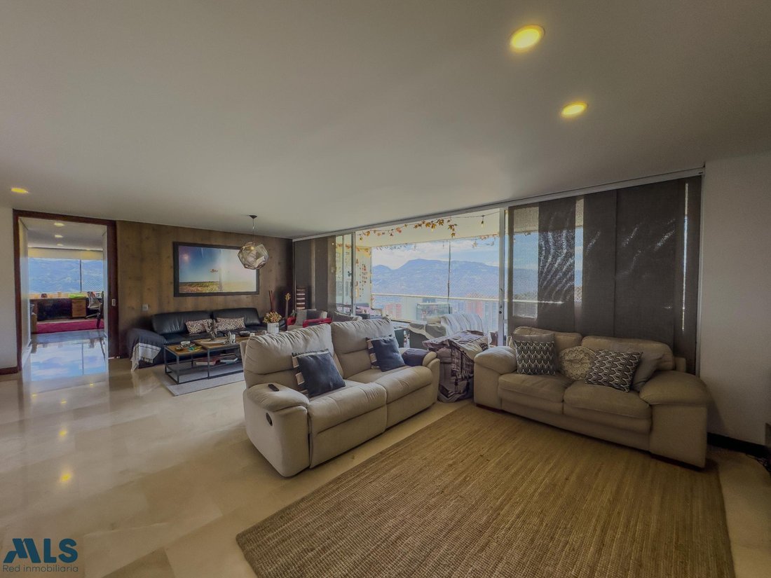 Apartment in Medellín, Antioquia, Colombia 1 - 18693106