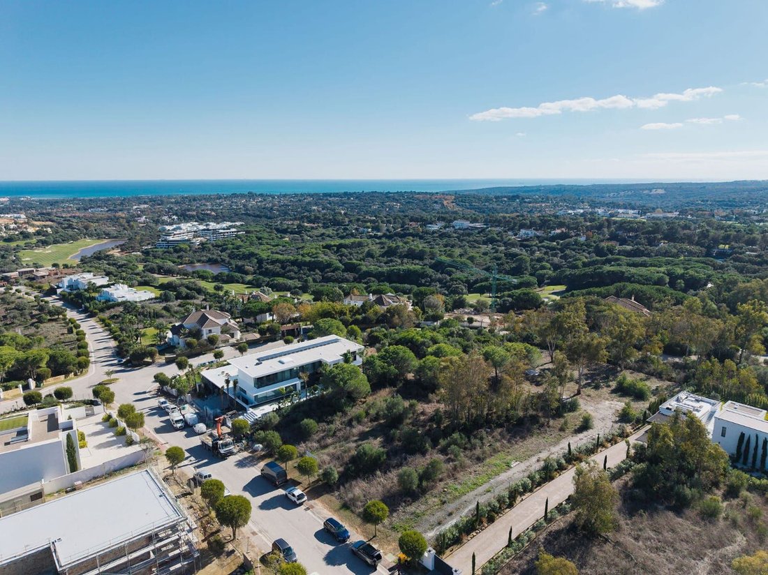 Land in Sotogrande, San Roque, Andalusia 2 - 18693069