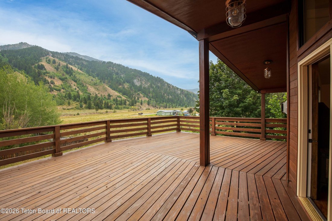 Casa en Alpine, Wyoming, Estados Unidos 2 - 18693145