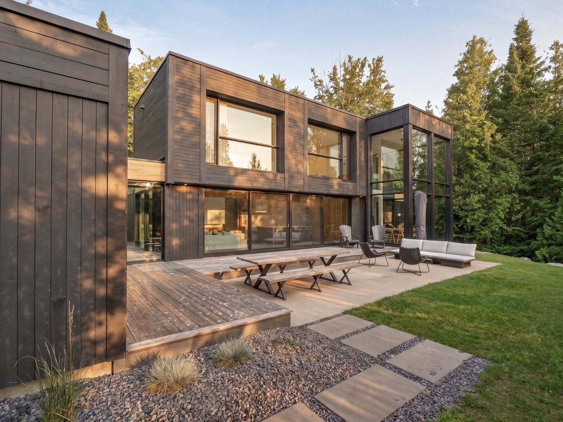 House in Saint-Donat-de-Montcalm, Quebec, Canada 2 - 18693142