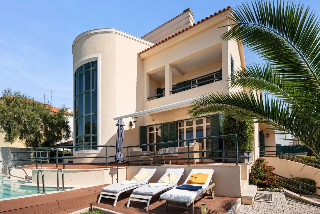 Villa in Carcavelos e Parede, Lisbon, Portugal 2 - 18693313