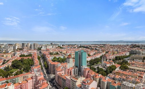 Apartment in Areeiro, Lisbon, Portugal 1
