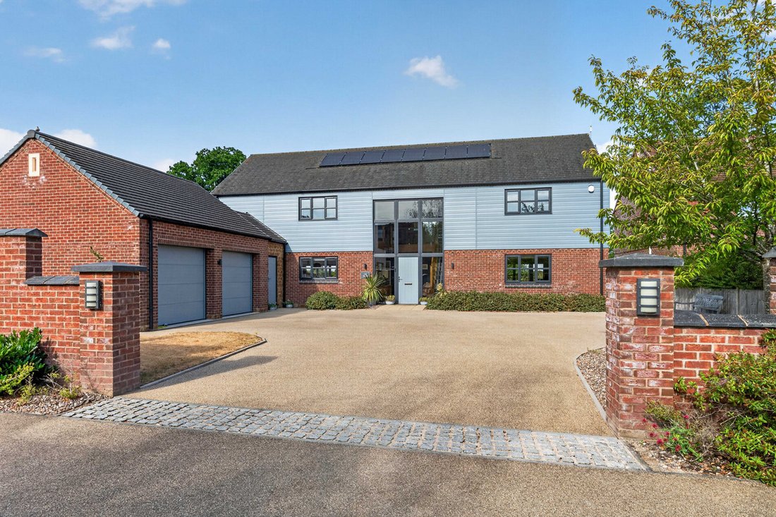 House in Rugby, England 1 - 18693078